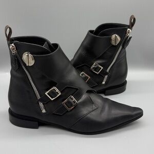 Louis Vuitton Jumble flat ankle boots in black calfskin leather